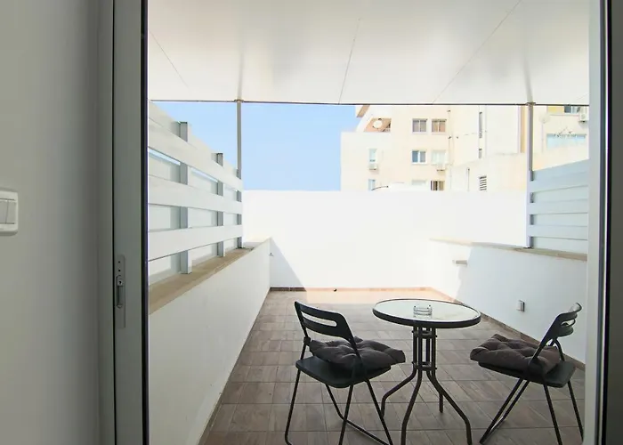 Phaedrus Living: Luxury Suite Nicosia 502